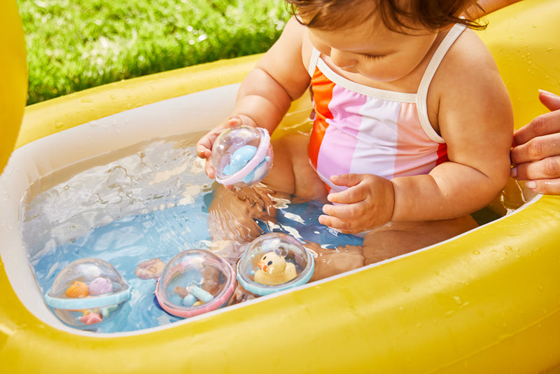 Munchkin Inflatable Duck Tub l Available at Baby City