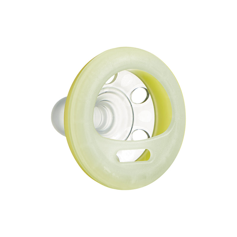 Tommee Tippee Breast Like Night Soothers 0-6m 2Pk l Available at Baby City
