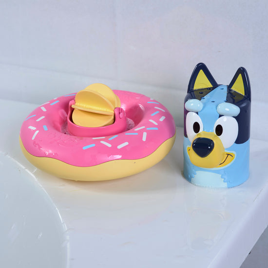 Baby City Stockist of Tomy Splash & Float Bluey