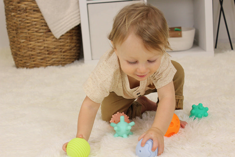 Infantino Super SOFT Sensory Textured Multi Ball Set l Baby City UK Retailer