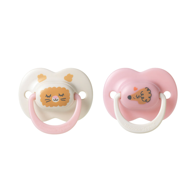 Tommee Tippee Ultimate Fit Soother Girl 18-36m 2Pk l Baby City UK Retailer
