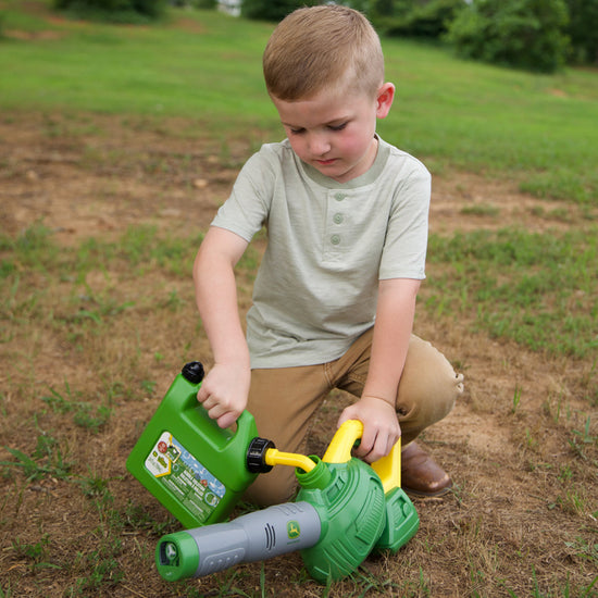 Tomy John Deere Bubble Leaf Blower & Refill Can
