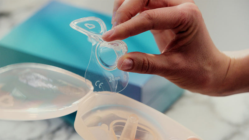 Munchkin Flow Nipple Shield 24mm + Kit at Vendor Baby City