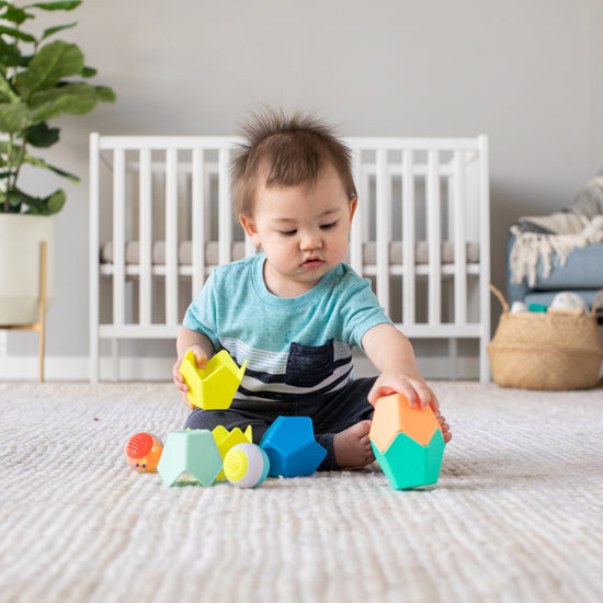 Load image into Gallery viewer, Infantino Sensory Cups &amp;amp; Activity Balls Set l Available at Baby City
